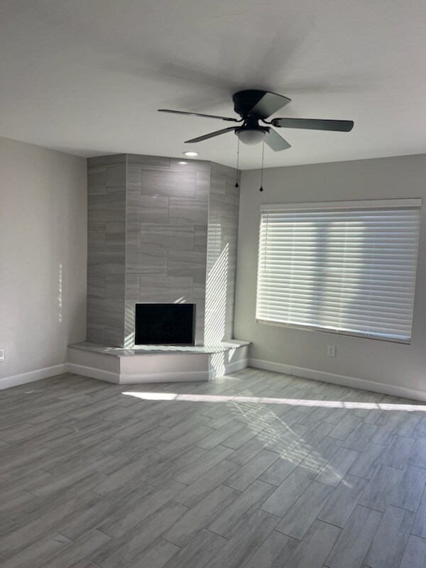 Foto del edificio - 3064 N Cherry Ave