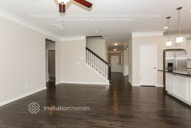 Building Photo - 5730 Verrazano Dr