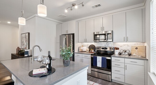Foto del edificio - 1700 Katy For Bend Rd