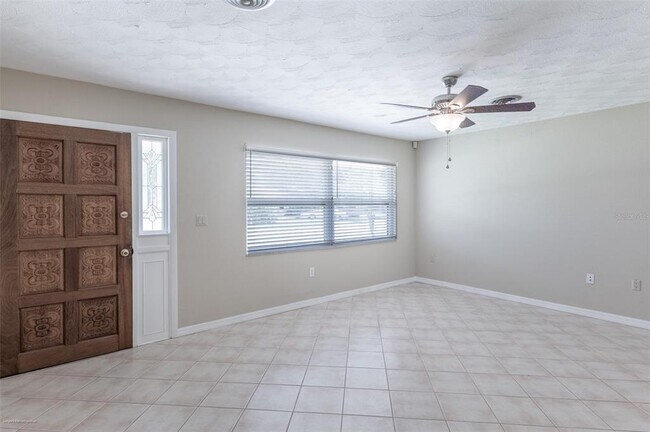 Foto del edificio - 20375 Andover Ave