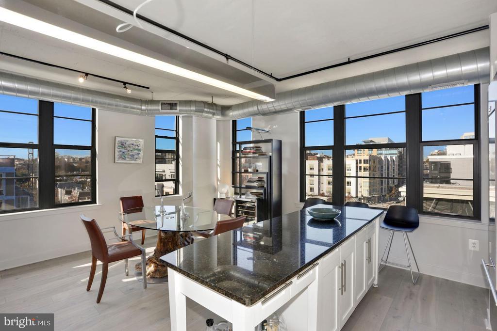 Foto principal - 2125 14th St NW