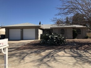 Building Photo - 3424 Running Deer Dr