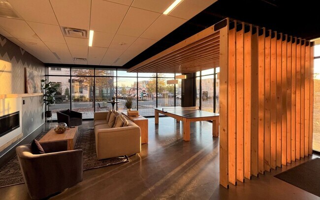 Foto del edificio - 1898 S Bannock St