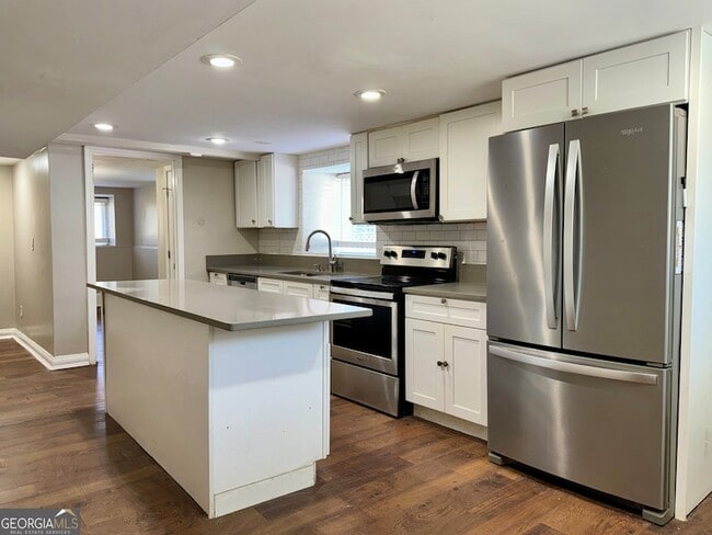 Photo - 1307 Lorenzo Dr SW Apartment