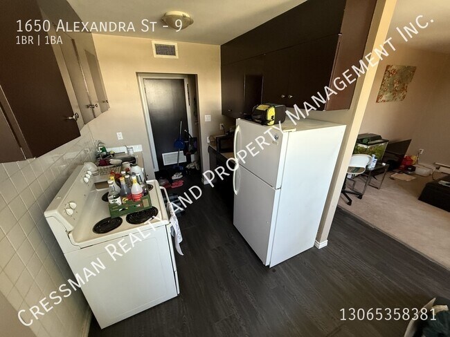 Building Photo - 1Bed 1 Bath Apartment located in Regina - Rosemont area