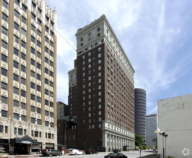 Foto del edificio - The Mayo Hotel Apartments