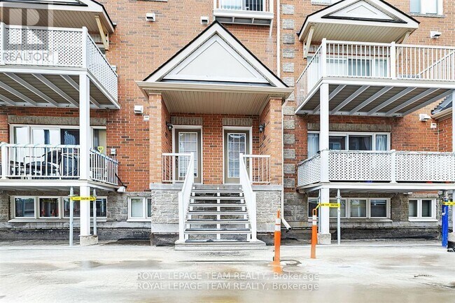 Photo du bâtiment - 3265-3265 St Joseph Blvd