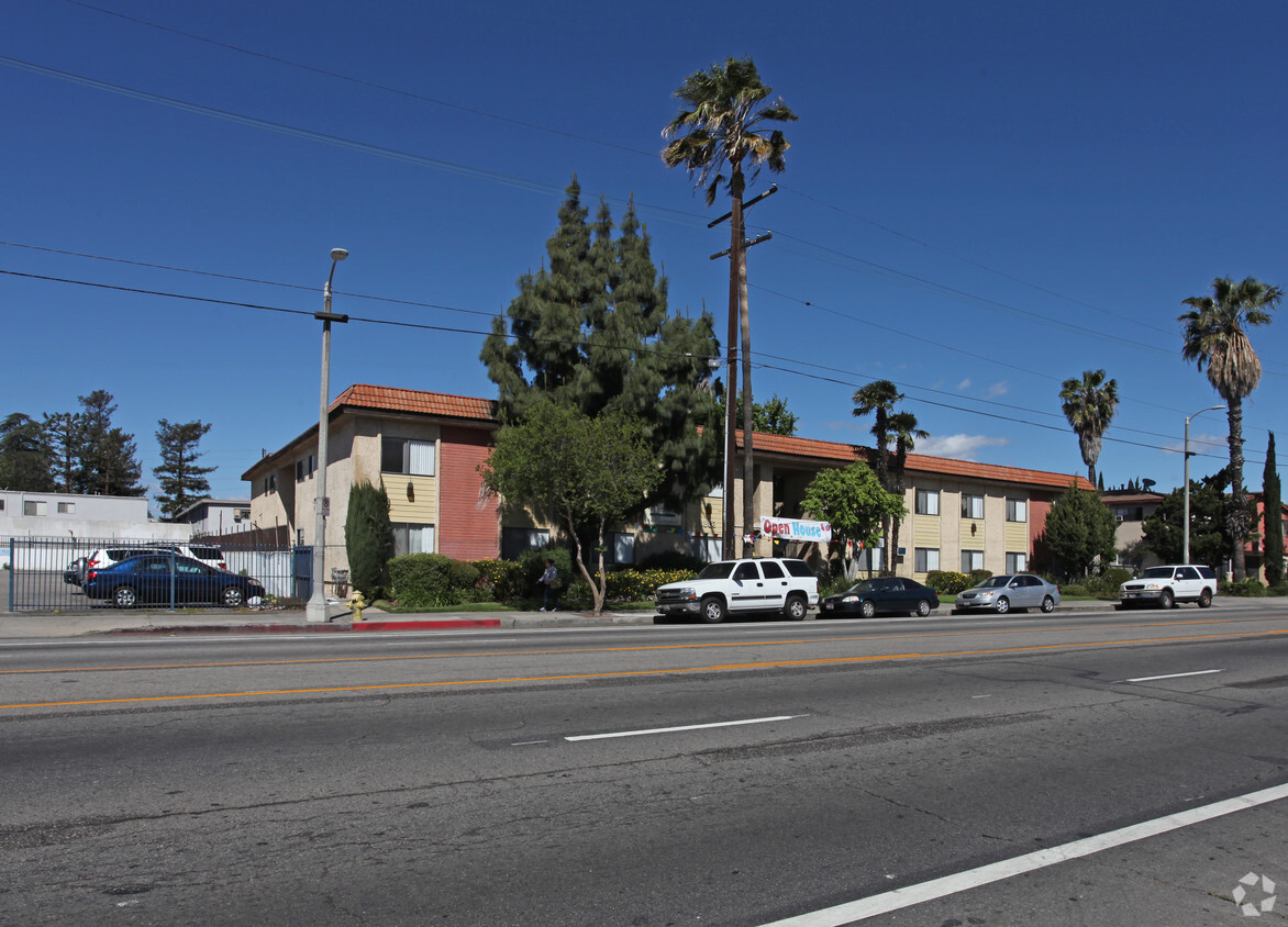 Primary Photo - Van Nuys Apartments