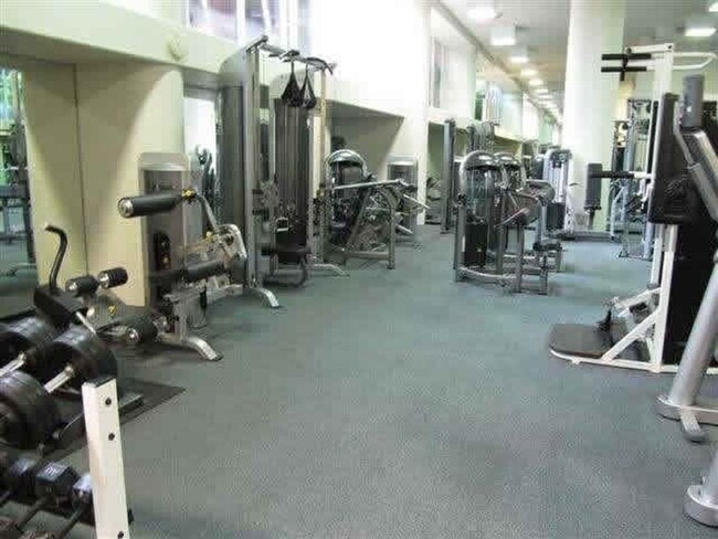 Building Photo - 1BR Condo w/ Views + Pool, Spa, & Sauna