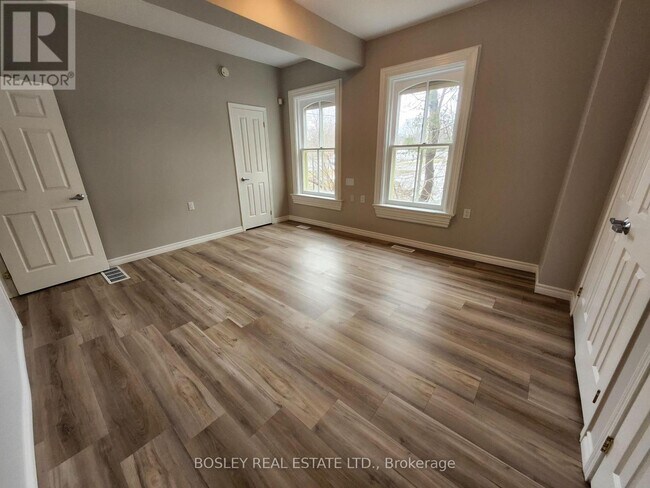 Photo du bâtiment - 5958 16th Ave