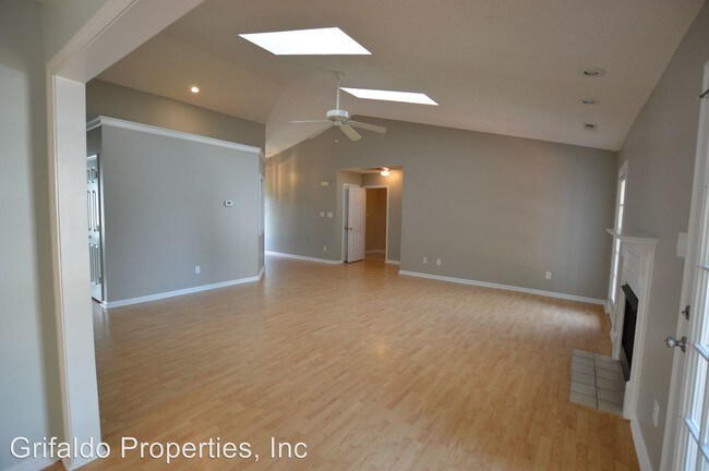 Building Photo - 3 br, 2 bath House - 101 Huff Court