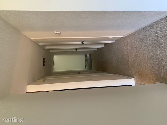 Building Photo - 3 br, 1.5 bath House - 621 Villanova