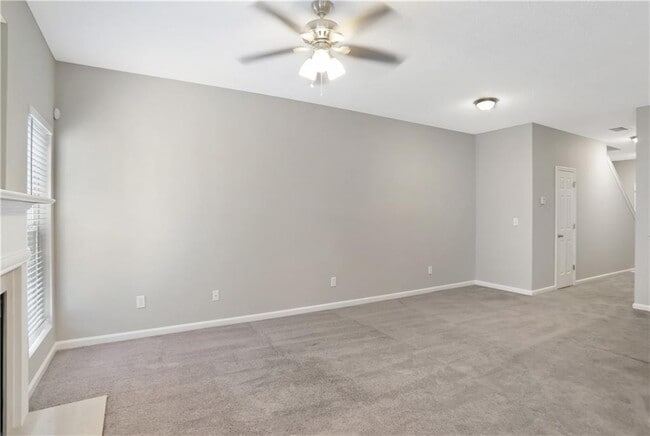 Foto del edificio - 153 Chastain Way