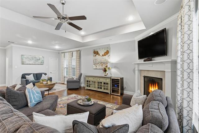 Foto del edificio - 318 Bluestem Ln