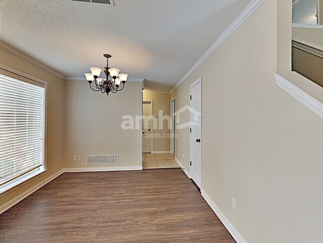 Building Photo - 2935 Geoffrey Drive