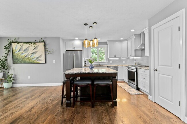 Foto del edificio - 21 Pasture Brook Rd