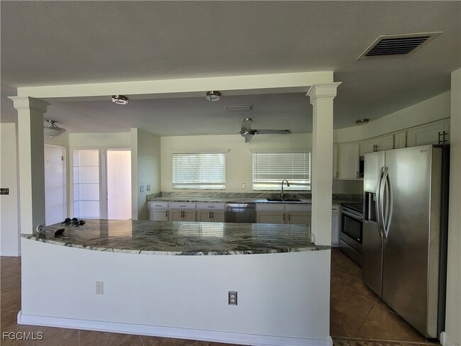 Foto del edificio - 3829 SE 10th Ave