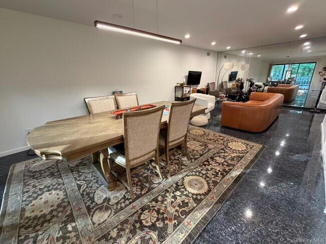 Foto del edificio - 137 Foxwood Dr