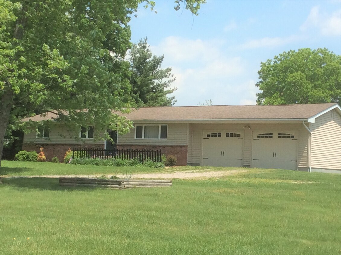 Primary Photo - 6110 Angel Ridge Rd