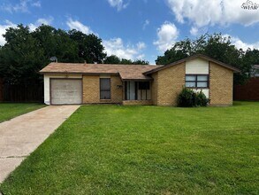 Building Photo - 4618 Cove Rd