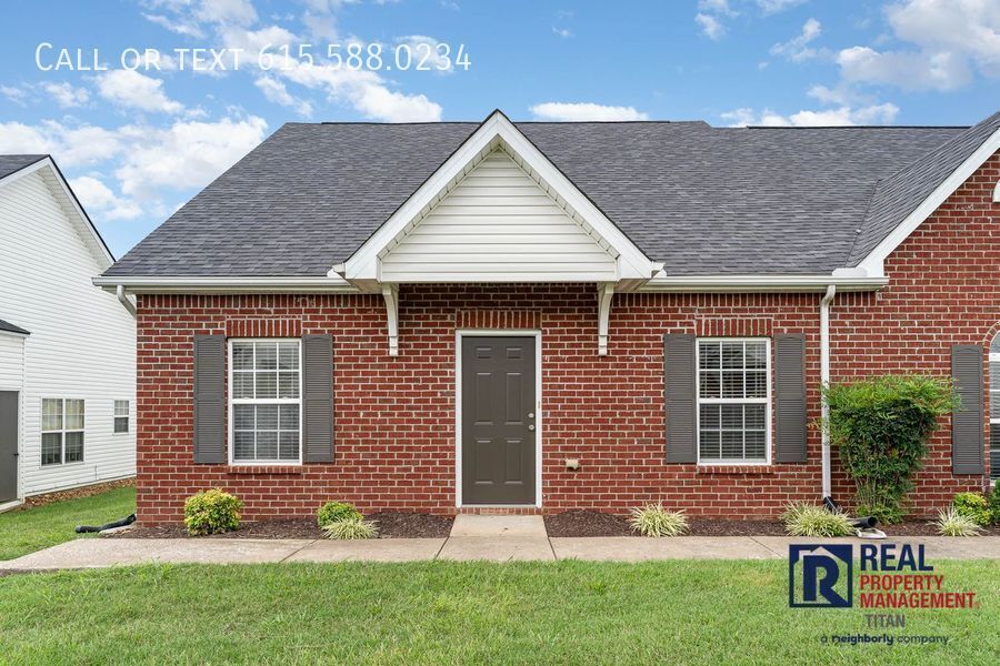 Photo - 1004 Briggs Ln-