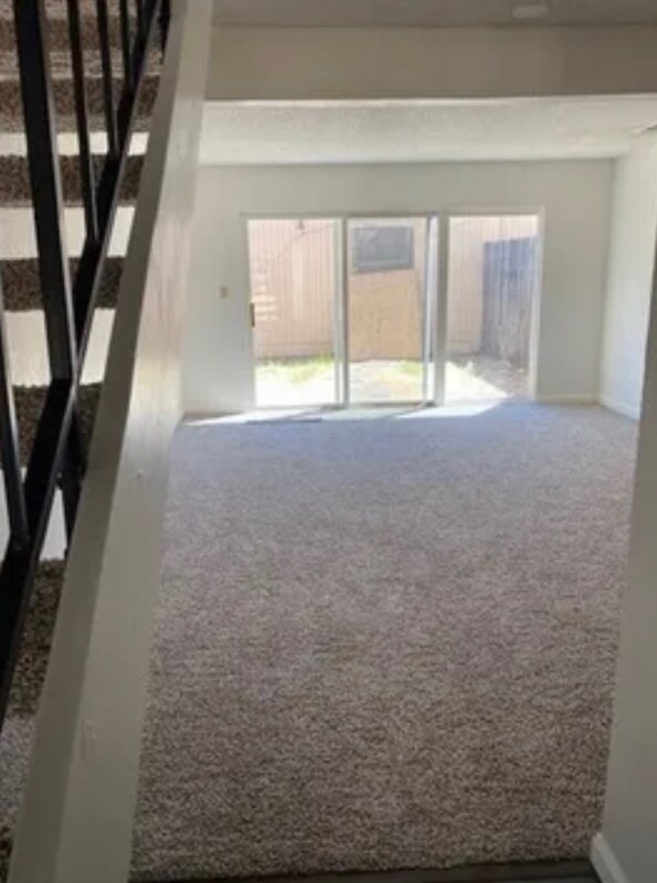 Foto del edificio - 4433-4439 Cynthia Way