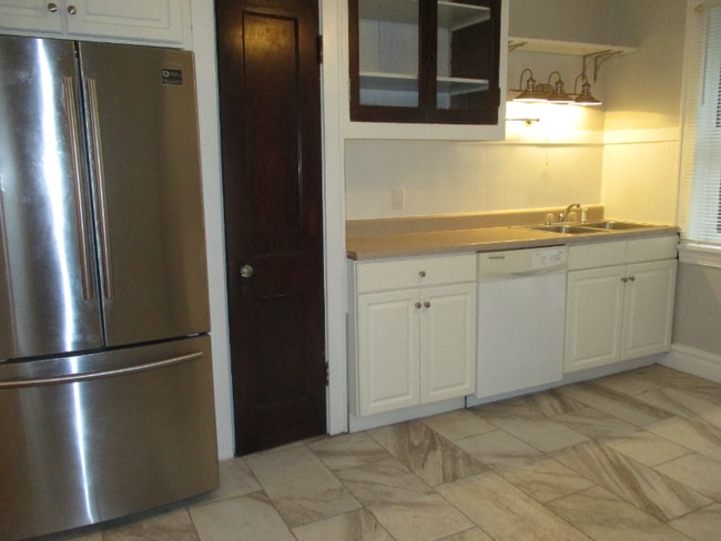 Foto del edificio - 1079 Terrace Dr