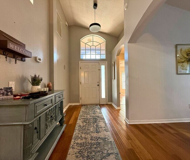 Foto del edificio - 12831 Kings Lake Dr