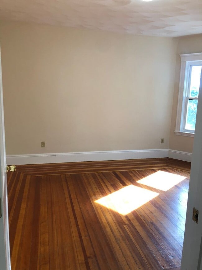 Photo - 39 Porter St Apartment