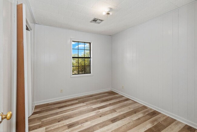 Foto del edificio - Spacious 3/2 home in Kinder