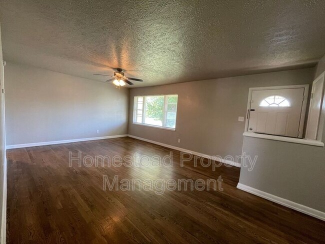Building Photo - 117 W Pratt Dr