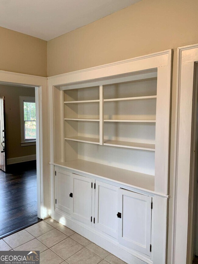 Foto del edificio - 293 Springdale Dr NE