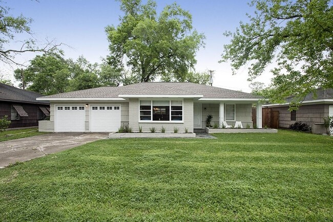 Building Photo - 3110 Deal St