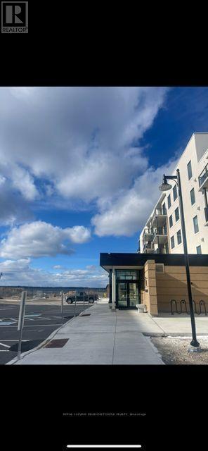 Photo du bâtiment - 19 West Street N