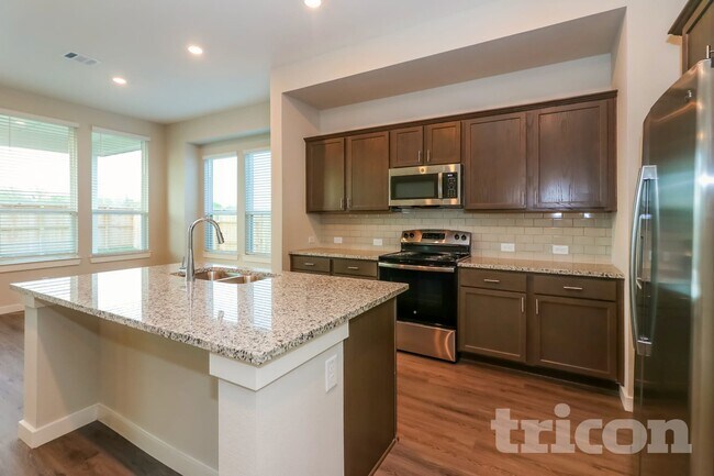 Foto del edificio - 2342 Cohorn Trl