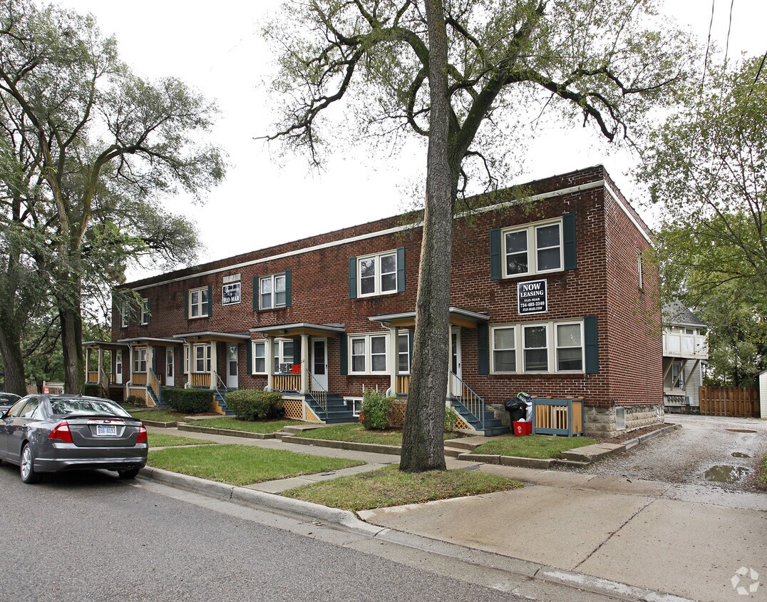 Primary Photo - Ethel Terraces