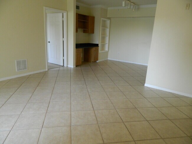 Foto del edificio - 6418 Emerald Dunes Dr