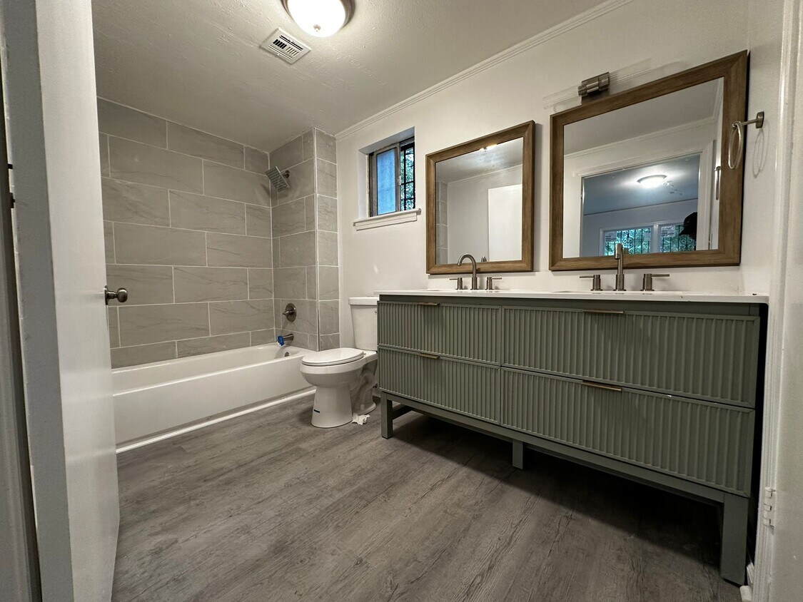 Foto principal - 76 S Haardt Dr