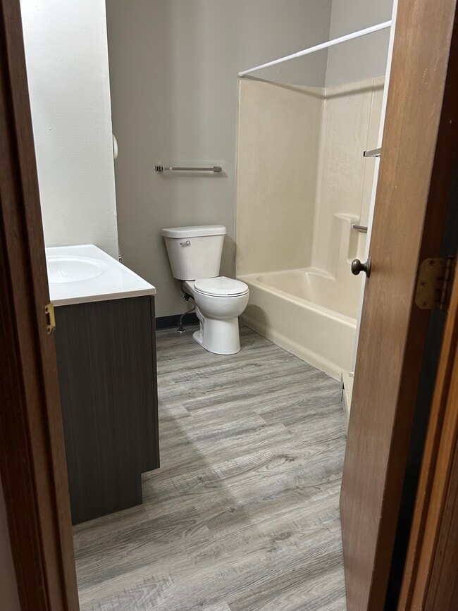 Foto del edificio - 4109 Applewood Ln