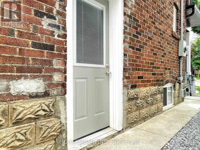 Building Photo - 243 Windermere Ave