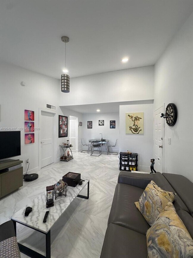 Building Photo - 15560 SW 80th St