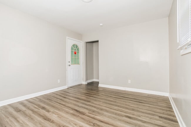 Building Photo - 10038 Windswept Ln