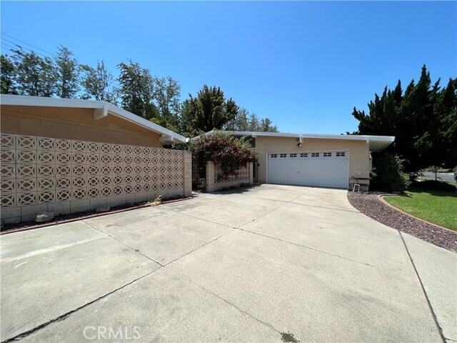 Foto del edificio - 3292 Yellowtail Dr