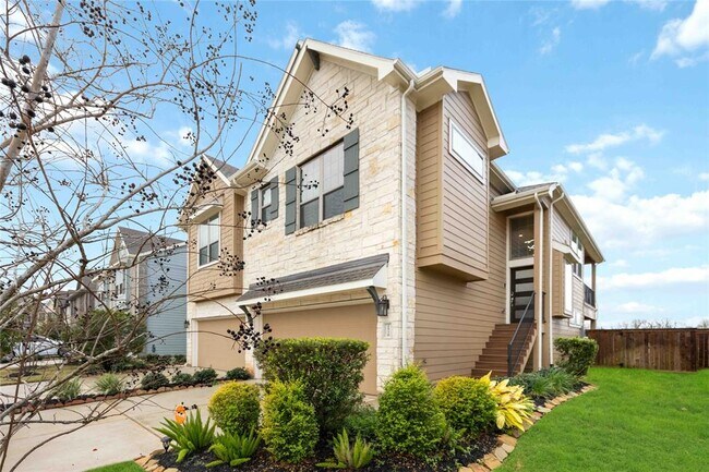 Building Photo - 2539 Terrace Point Dr