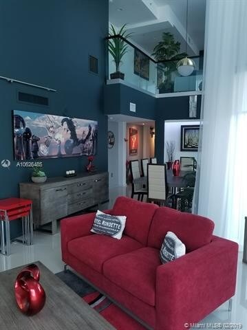 Foto del edificio - 3030 NE 188th St