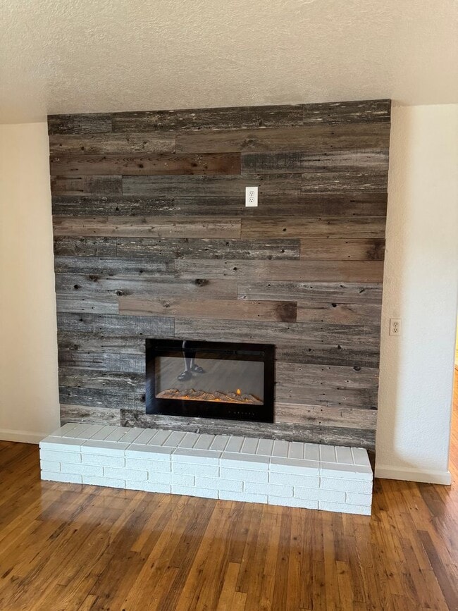 Building Photo - Winston 3 bedroom 2 bath with large storage shed and carport