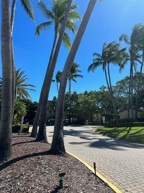 Foto del edificio - 1110 Lake Shore Dr