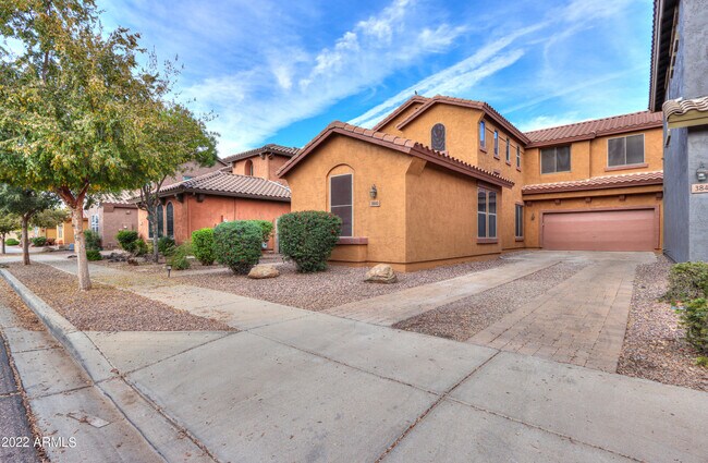 Building Photo - 3840 E Kesler Ln