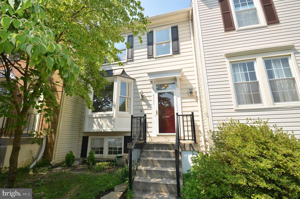 Primary Photo - 6134 Joust Ln