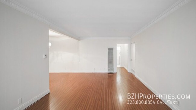 Foto del edificio - Charming 1 Bed, 1 Bath Apartment near Beve...